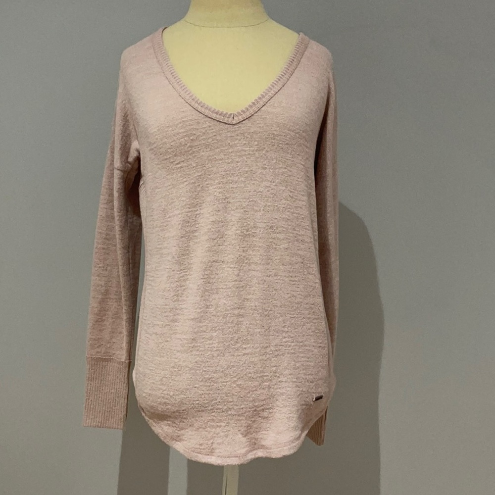 Light pink v neck sweater